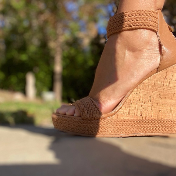 Woven Cork 4" Wedge - Picture 1 of 3